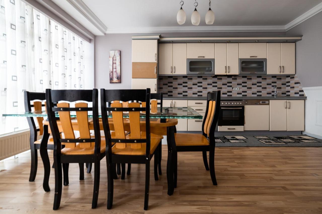 Cedartree Prishtina Apartman Pristina Kültér fotó