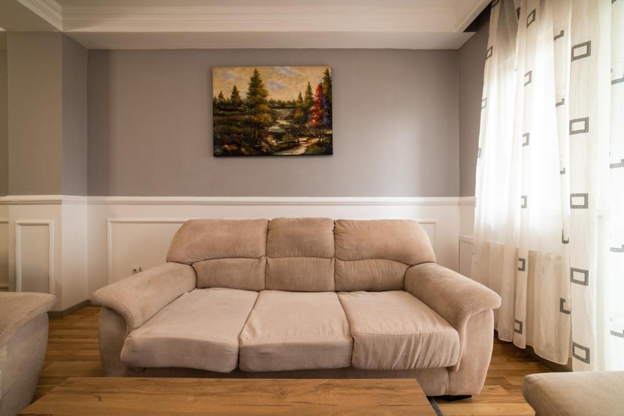 Cedartree Prishtina Apartman Pristina Kültér fotó