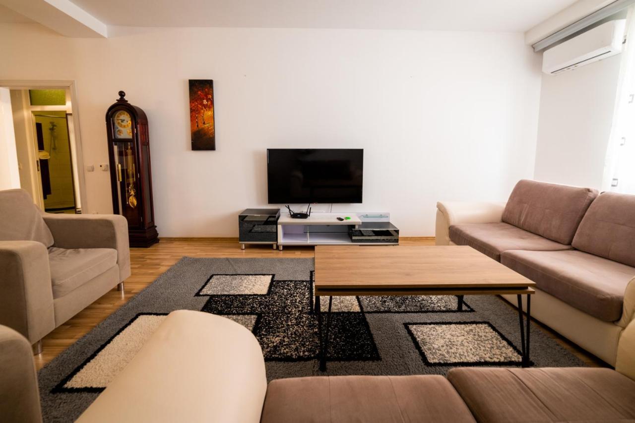 Cedartree Prishtina Apartman Pristina Kültér fotó