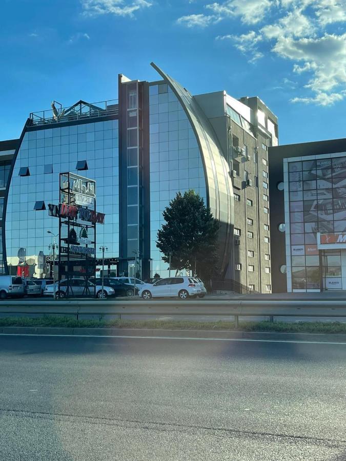 Cedartree Prishtina Apartman Pristina Kültér fotó